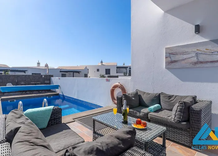 158 - Elana Presented By Now Ltd Villa Playa Blanca (Lanzarote)